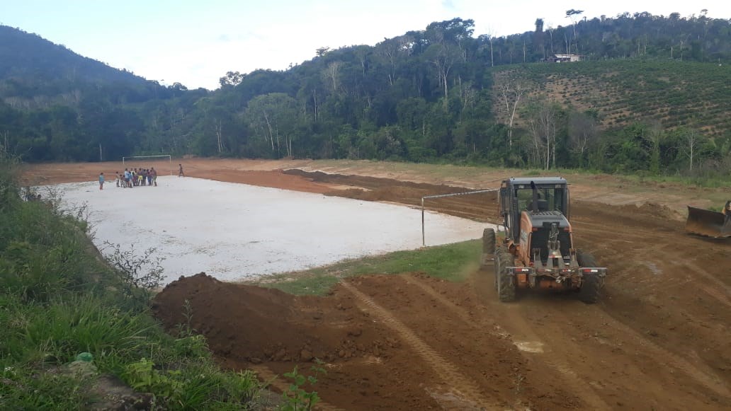 Camacã: Prefeitura recupera Campo do bairro Novo em S.J. do Panelinha

